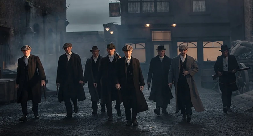 Se filtraron nuevas fotos del rodaje de la película de ''Peaky Blinders''